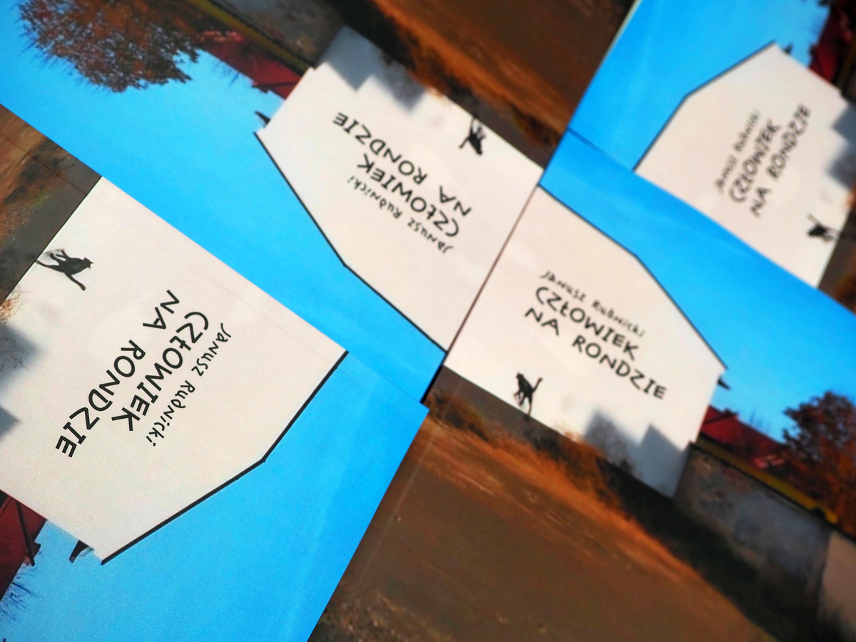 Człowiek na rondzie