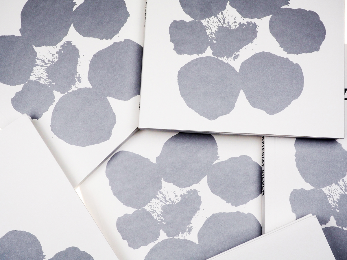 Siedemdziesiąt siedem