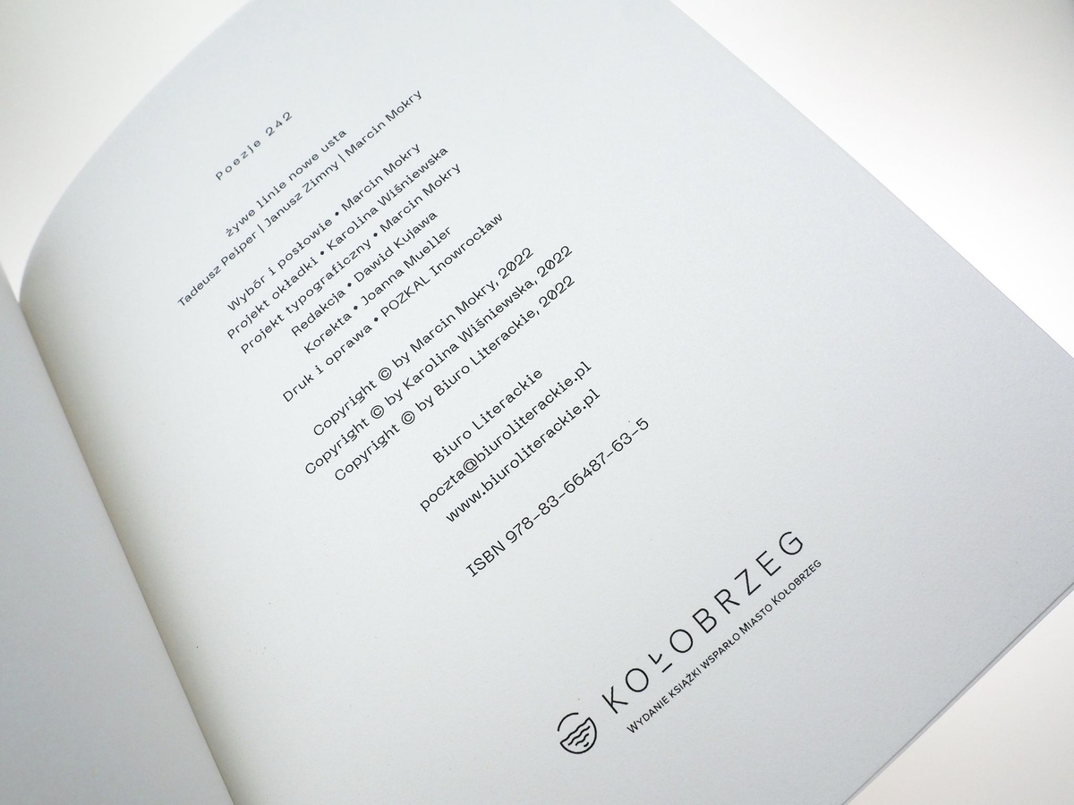 żywe linie nowe usta