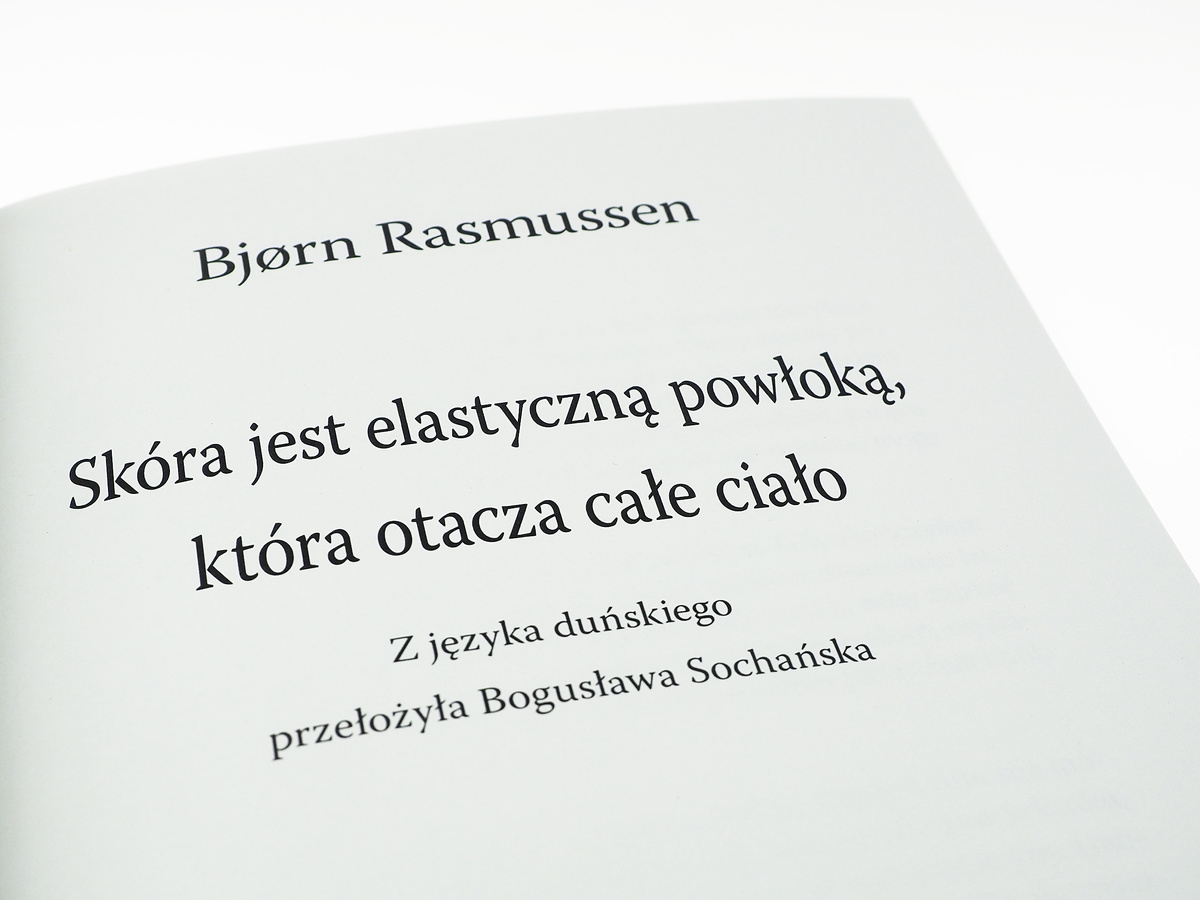 Skóra jest elastyczną powłoką, która otacza całe ciało