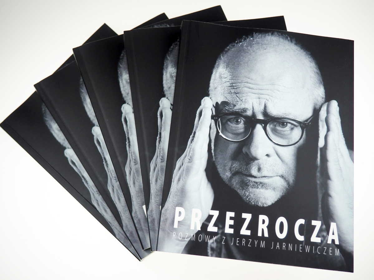 Przezrocza. Rozmowy z Jerzym Jarniewiczem