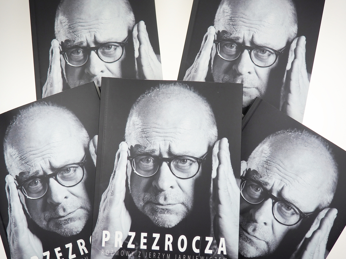 Przezrocza. Rozmowy z Jerzym Jarniewiczem